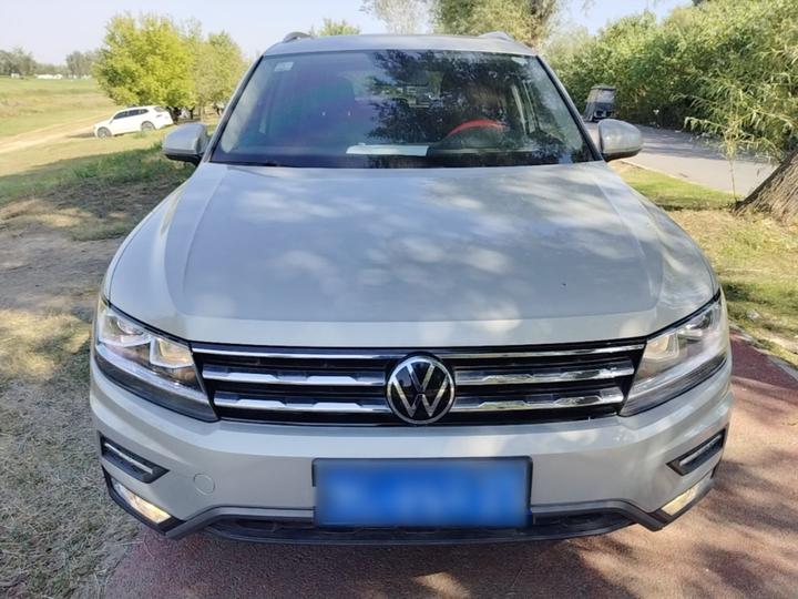 Tiguan L 2021 330TSI AT RWD Smart photo 2
