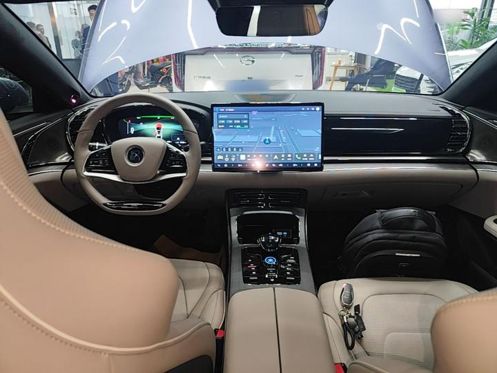 Han 2024 EV Honor 610KM AWD ADAS photo 5