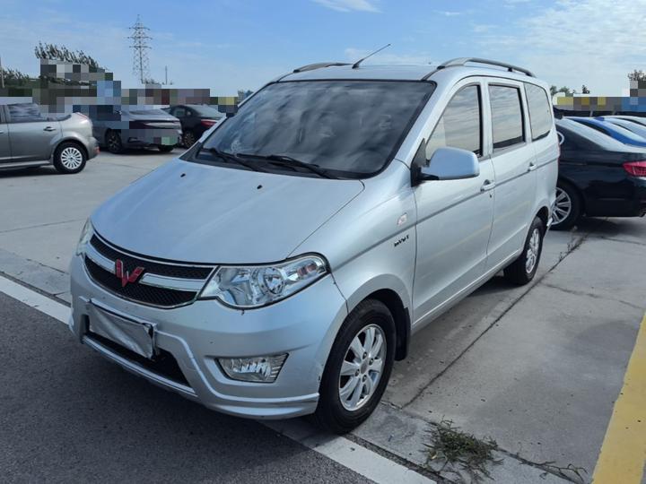 Wuling Hongguang 2014 1.5L S Standard