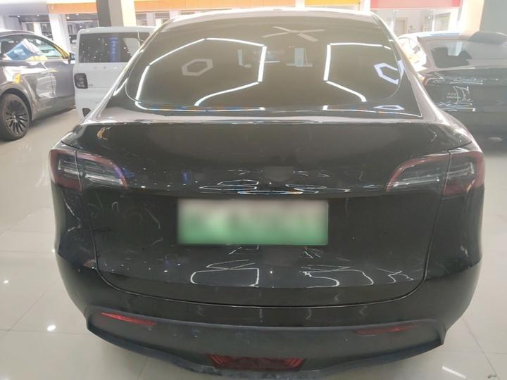 Model Y 2023 RWD photo 5