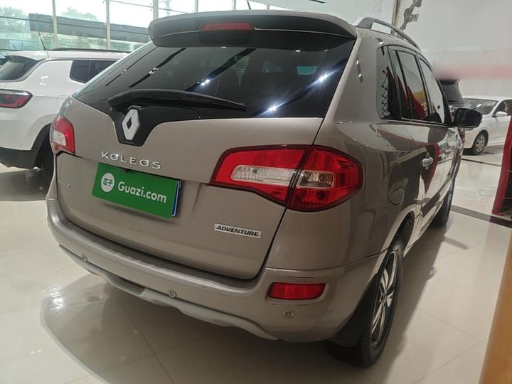 Imported 2014 2.5L AWD Comfort photo 4