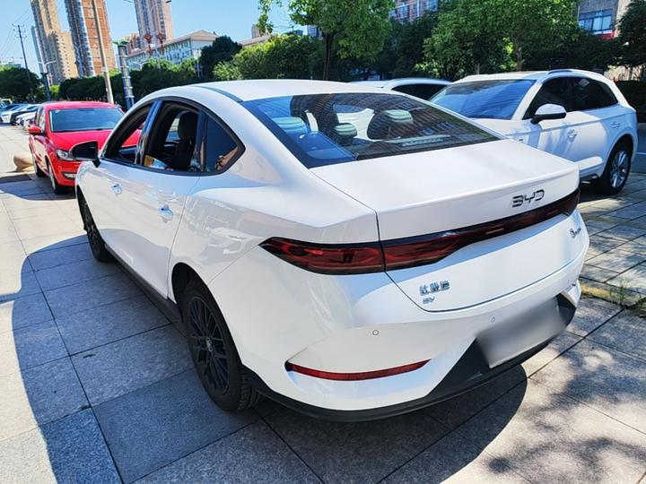 Qin PLUS 2025 EV ADAS 510KM Progressive photo 4