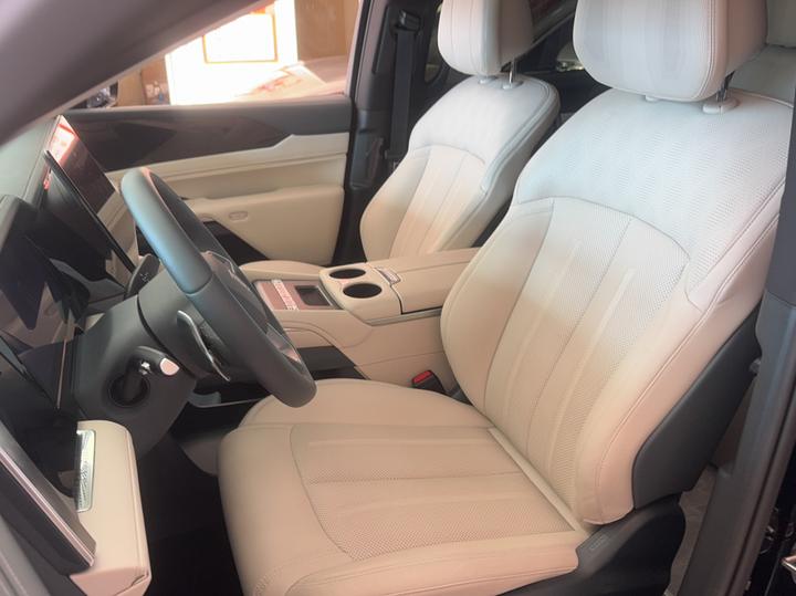 2026 DM-i 1.5T 218KM Excellence photo 7