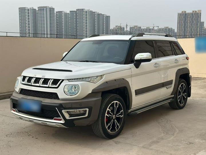 BAIC BJ20 2016 1.5T CVT Luxury