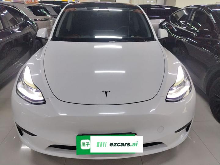 Model Y 2022 RWD photo 2