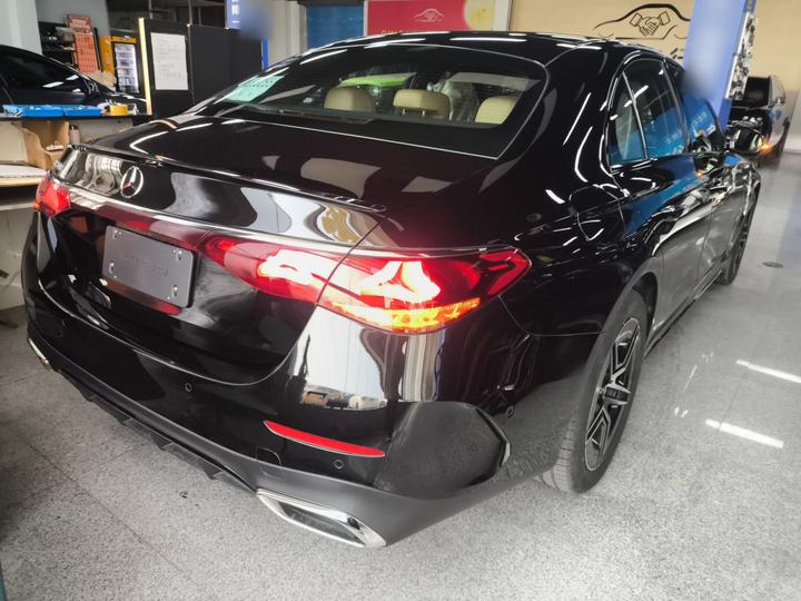 E-Class Imported 2025 Facelift E 260 Sport photo 4