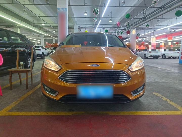Focus 2015 Hatchback 1.6L AT photo 2
