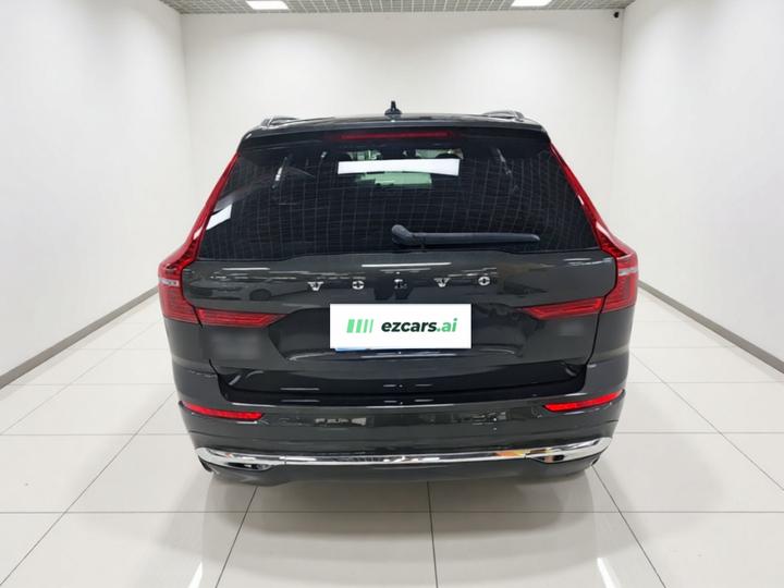 XC60 2022 B5 AWD Luxury photo 5