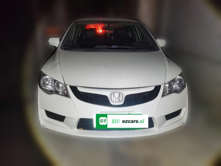 CiiMO 2015 1.8L AT Comfort photo 2