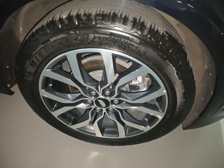 XT5 2022 2.0T AWD Platinum photo 8