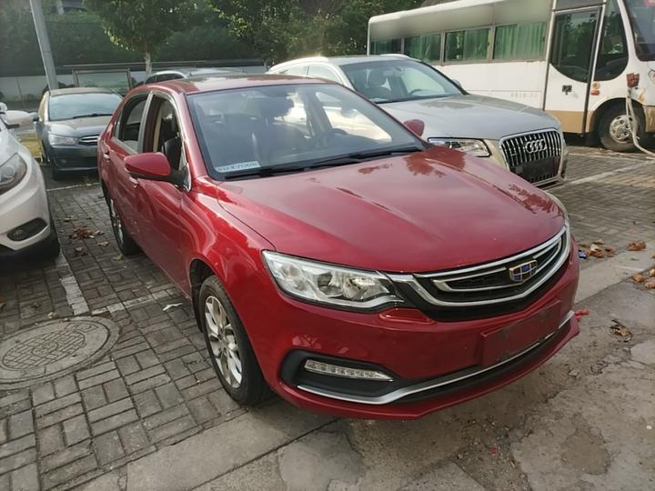 Vision 2018 1.5L AT Premium photo 3