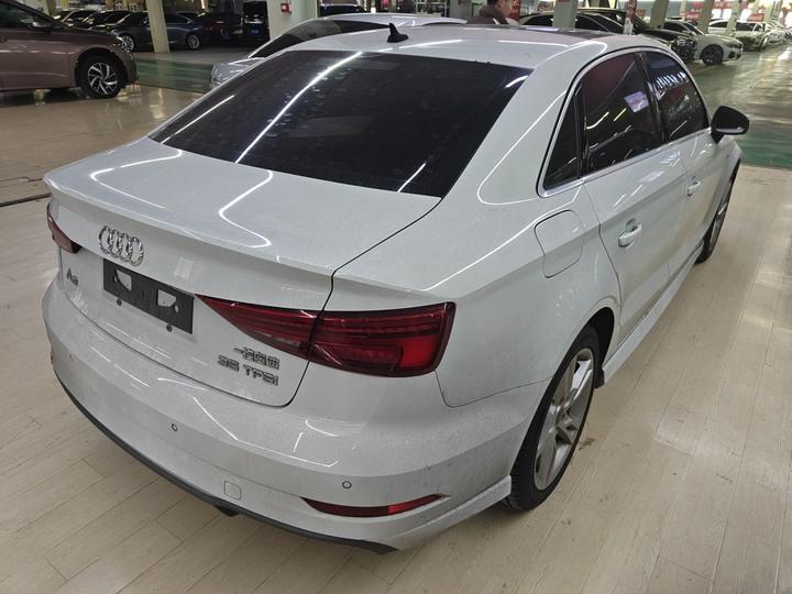A3 2019 Limousine 35 TFSI Fashion China V photo 4