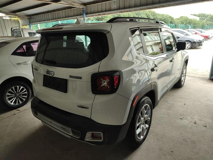 Renegade 2016 1.4T AT photo 6