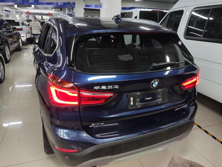X1 2019 sDrive18Li Exclusive photo 3