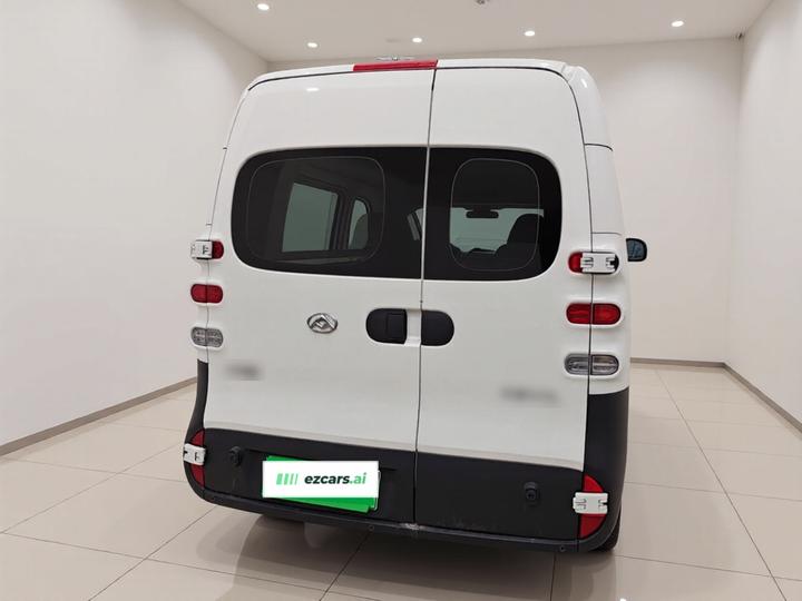 MAXUS V1L 2026 Long Wheelbase High Roof 430km photo 5