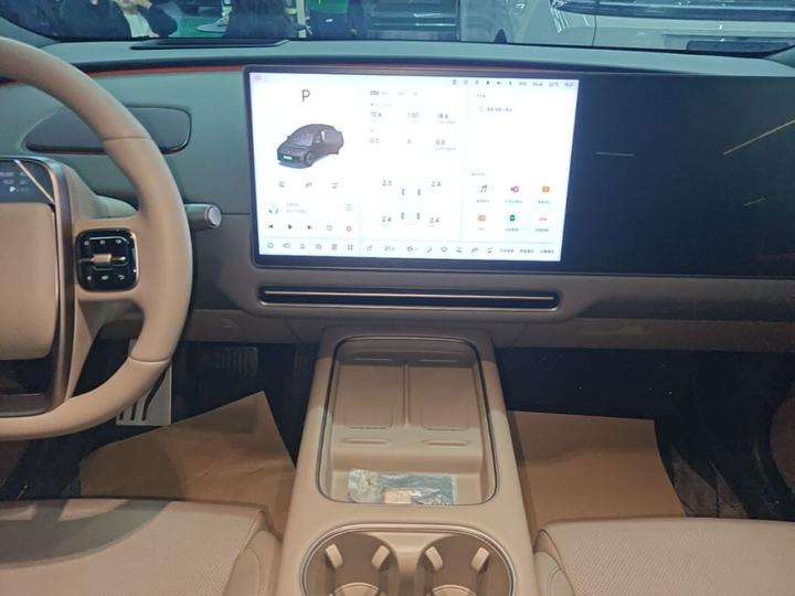 Li Auto i6 2025 AWD Standard photo 8