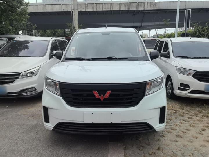 Wuling Hongguang PLUS 2020 1.5L MT Standard 5-Seater photo 2