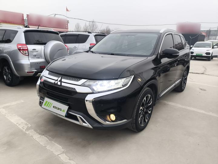 Outlander 2020 2.0L RWD Enjoy 7-Seater