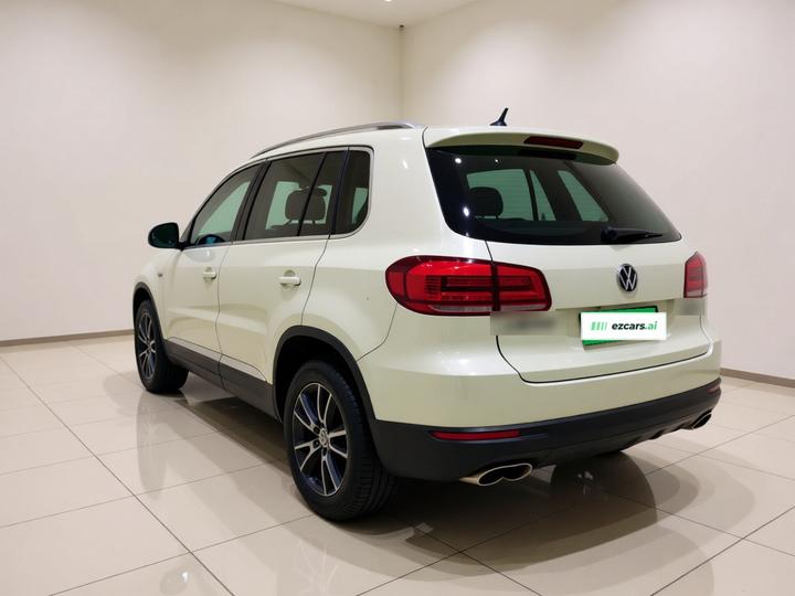 Tiguan 2015 1.8TSI AT RWD Luxury photo 4