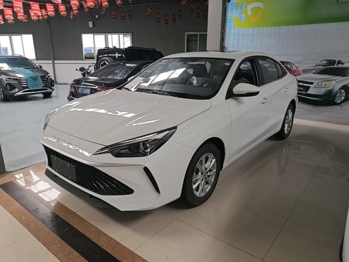 i5 2026 1.5L CVT Executive