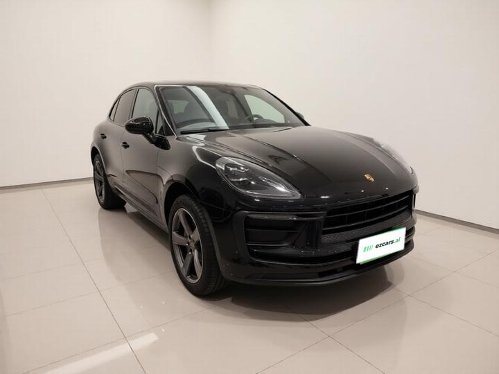 2022 Macan 2.0T photo 3