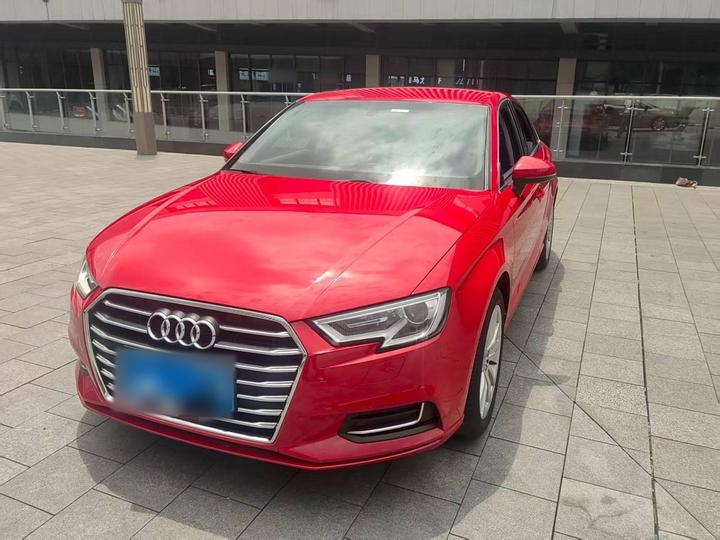 A3 2019 Limousine 35 TFSI Progressive China VI