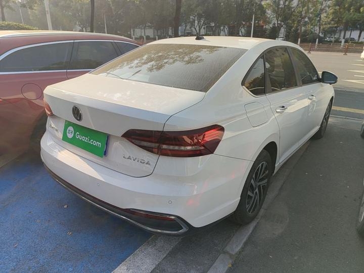Lavida 2024 1.5L AT photo 4