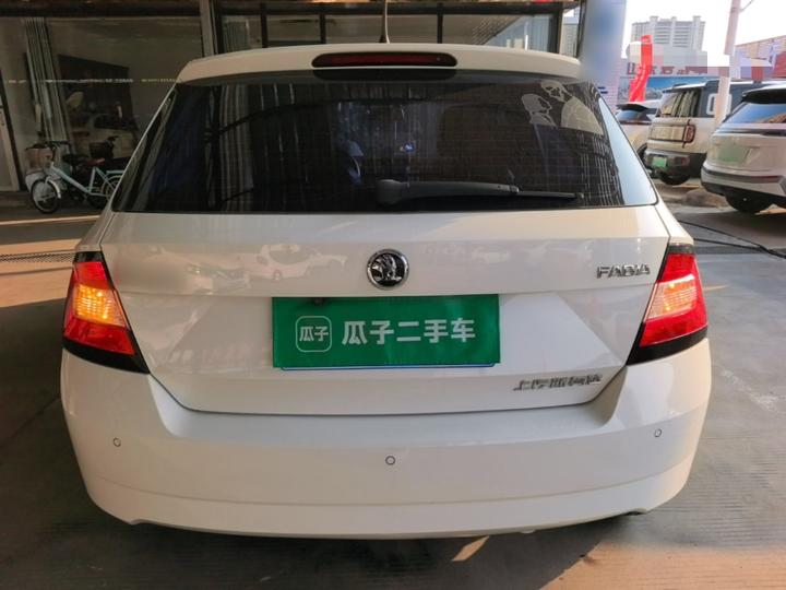 Fabia 2017 1.4L AT photo 3