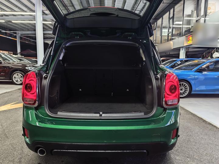 2019 1.5T COOPER ALL4 Wagon photo 8