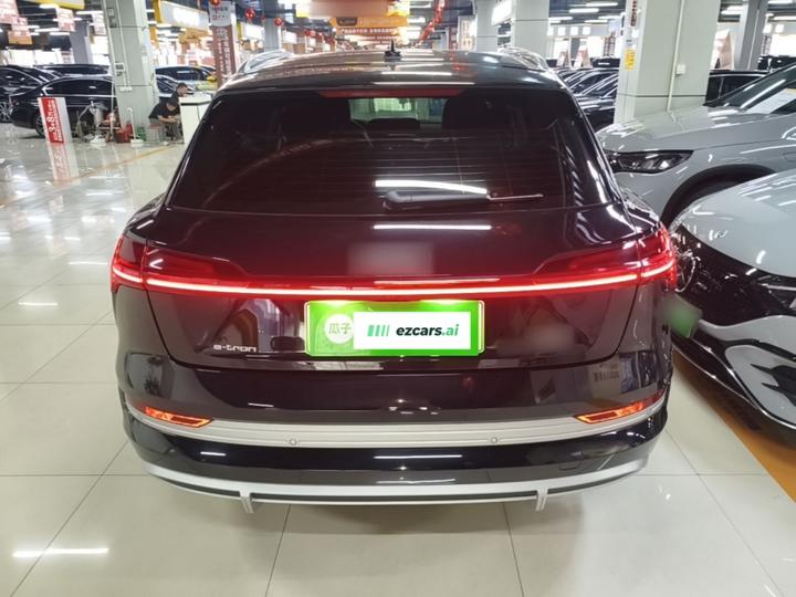 e-tron 2021 50 quattro photo 3