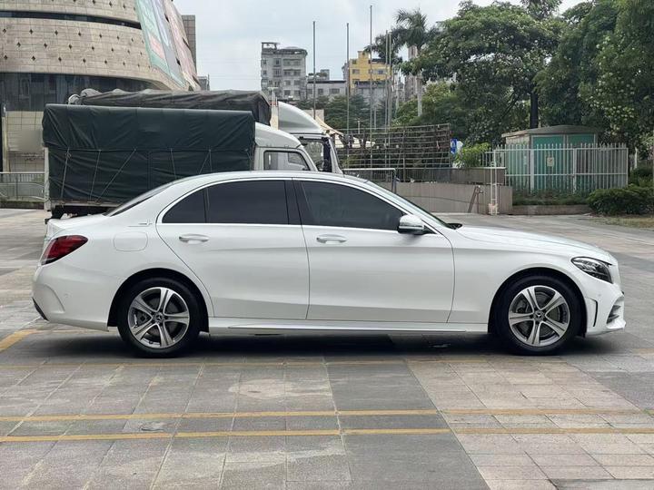 C-Class 2021 C 260 L Sport photo 5