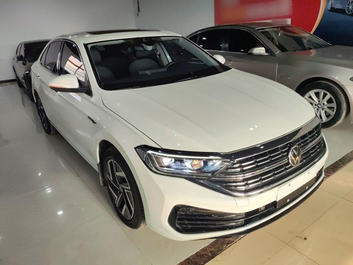 Sagitar 2023 200TSI DSG photo 3
