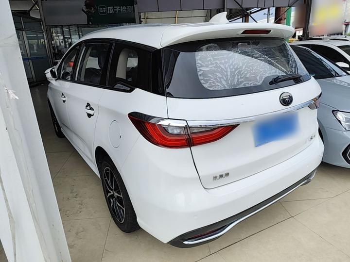 Song MAX 2017 1.5T AT Connected Premium 7-Seater photo 4