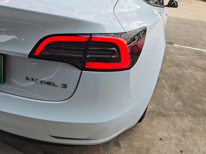 Model 3 2022 RWD photo 7