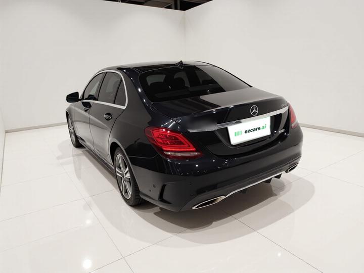 C-Class 2019 Facelift C 260 L Sport photo 4