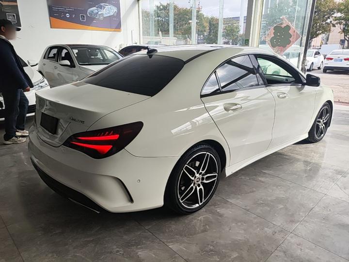 CLA 2017 CLA 220 4MATIC photo 6