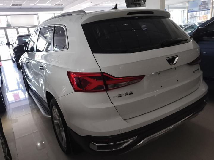 VS7 2020 1.4T AT photo 4