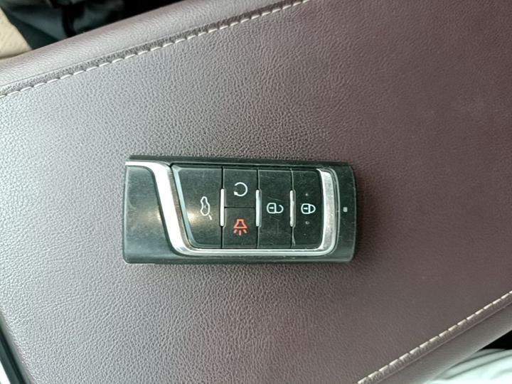 GAC Trumpchi M6 2021 PRO 270T DCT Luxury photo 8