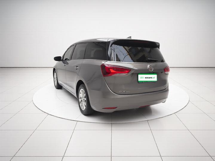 GL6 2018 18T 6-Seater Luxury photo 4