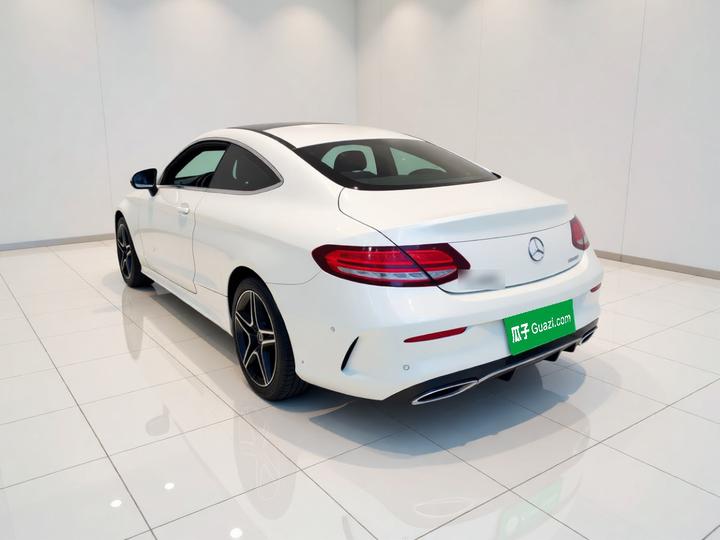 C-Class Imported 2020 C 260 Coupe photo 4