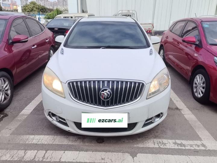 Excelle 2013 GT 1.6L MT Comfort photo 2