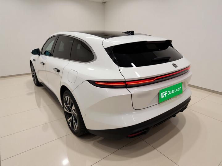 ET5T 2024 75kWh Touring photo 4