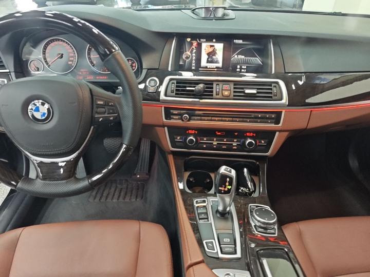 5 Series 2014 525Li Leading photo 5