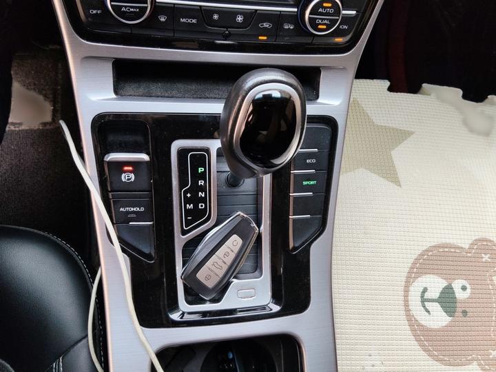 Emgrand GL 2019 1.4T CVT Elite Smart photo 6