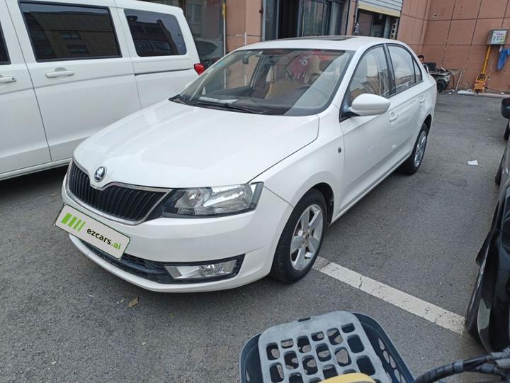 Rapid 2016 1.4L MT