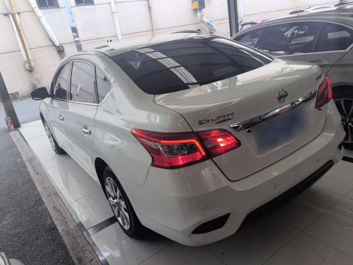 Sylphy 2021 Classic 1.6XE CVT Comfort photo 4