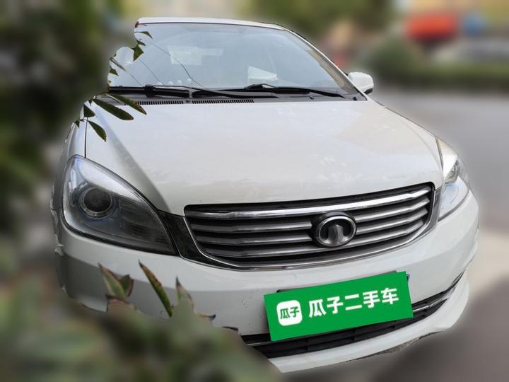C30 2016 1.5L MT Luxury photo 3