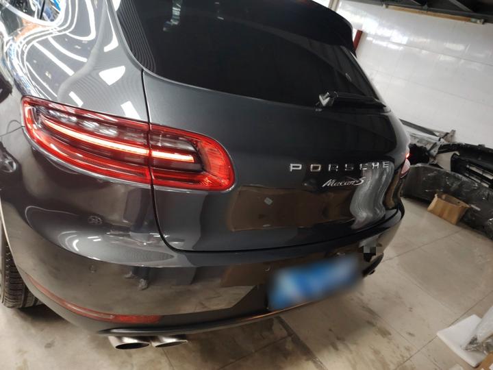 2017 Macan S 3.0T photo 3