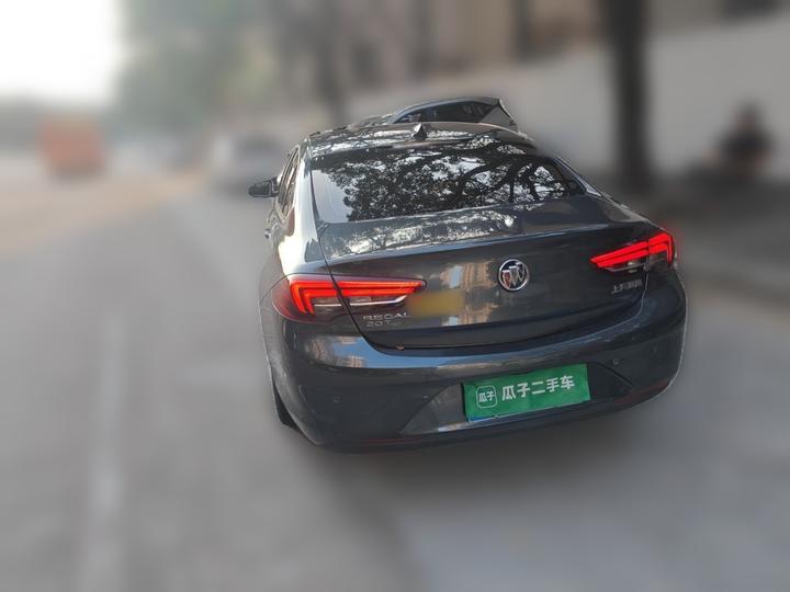 Regal 2019 20T Elite China VI photo 4