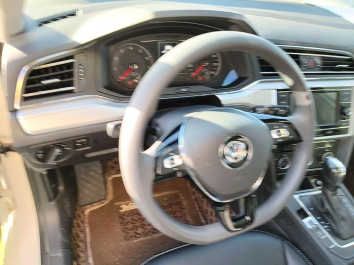Lamando 2019 230TSI DSG China VI photo 8